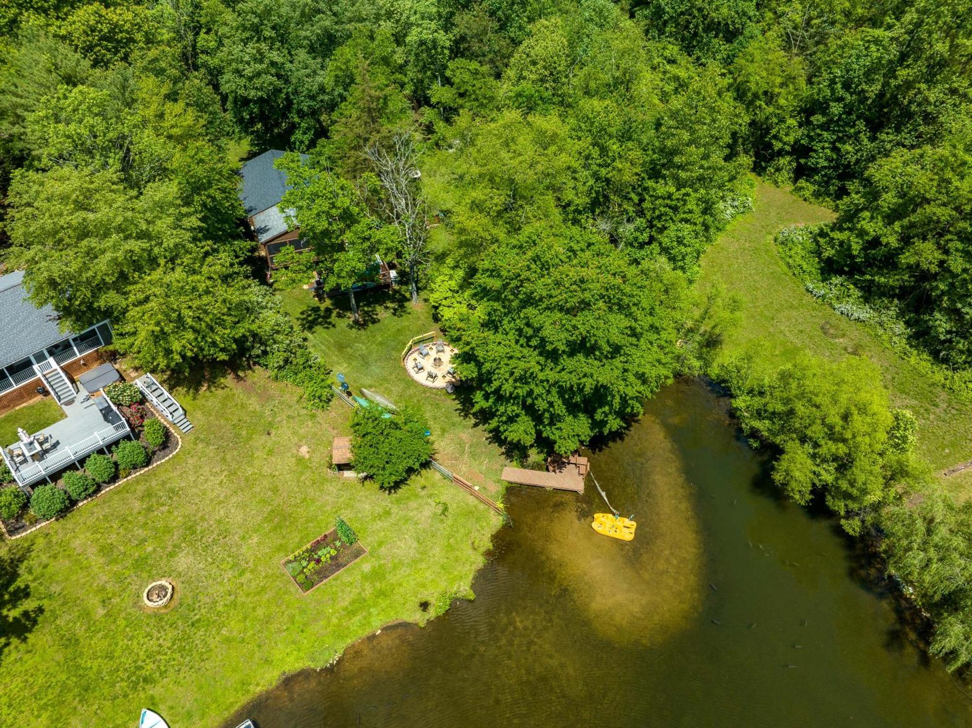 Waterfront Cabin 20 Mins To National Park & Massanutten! Stanardsville Ngoại thất bức ảnh